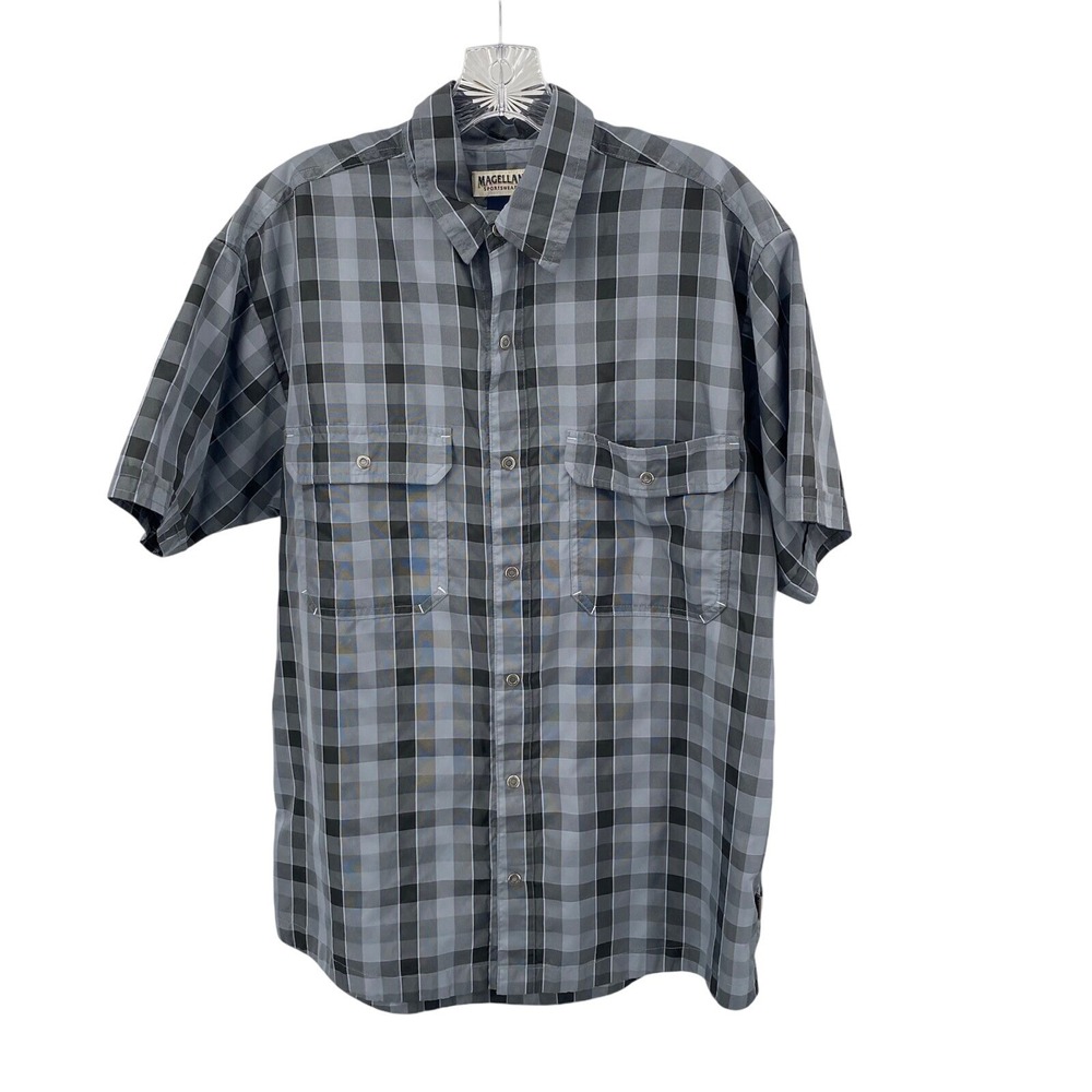 Magellan Sportswear Mens Sz M Plaid Button Up Shirt Short Sleeve Gray Outdoors